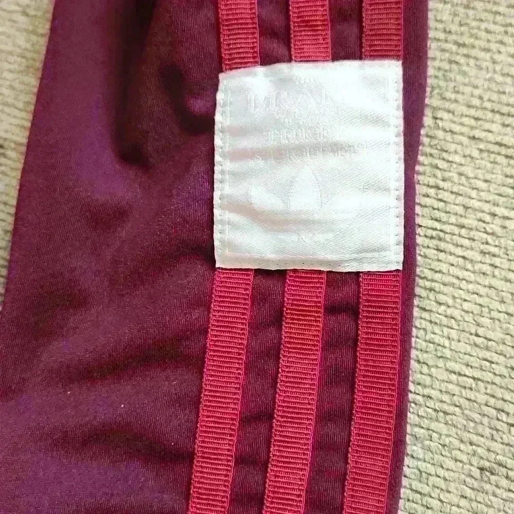 Adidas 3 Stripes Women’s Maroon Leggings - Picture 1 of 4